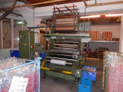 Dismantling and reconstruction of three film extruders